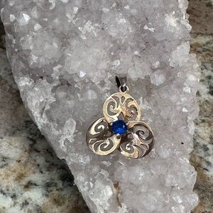 Gold Turkish Flower Sapphire Pendant